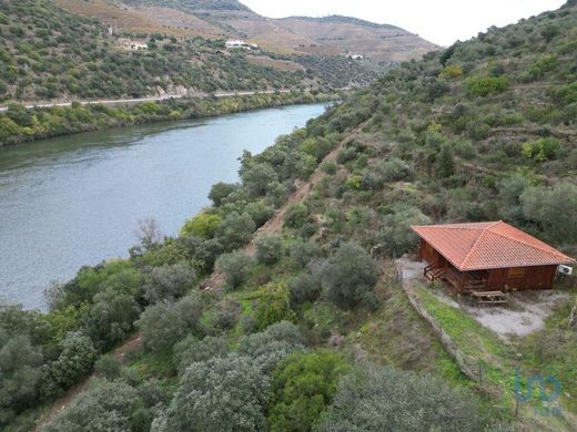 Casa di lusso a São João da Pesqueira, Distrito de Viseu