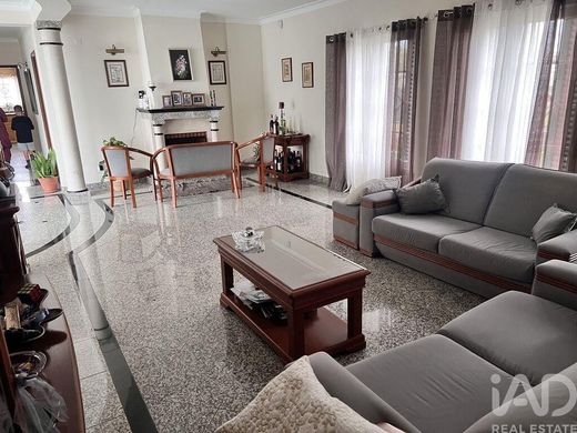 Элитный дом, Fernao Ferro, Seixal