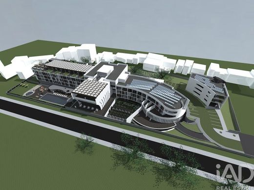 أرض ﻓﻲ São Brás de Alportel, Distrito de Faro