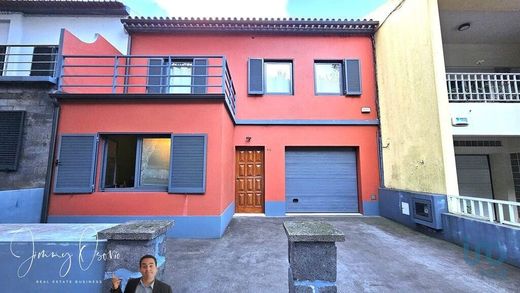 Casa di lusso a Ponta Delgada, Azores