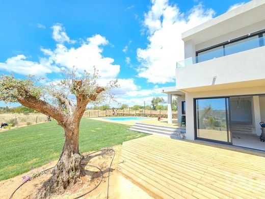 Luxury home in Barros da Fonte Santa, Loulé