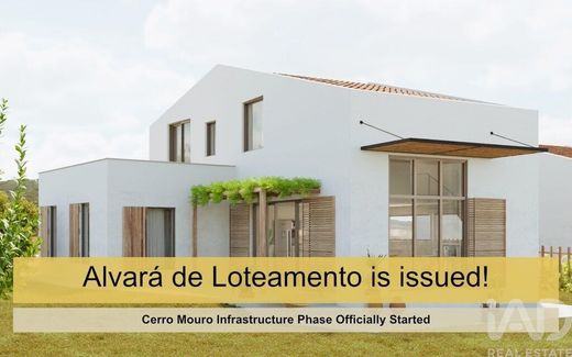 Luxury home in Monte Judeu, Lagos