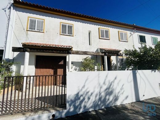 Luxus-Haus in Beja, Distrito de Beja