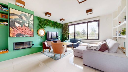 Luxury home in Arcueil, Val-de-Marne