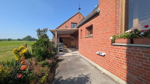 Luxus-Haus in Mérignies, Nord