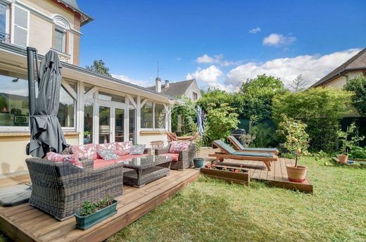 Luxury home in Enghien-les-Bains, Val d'Oise
