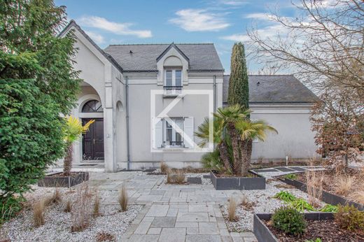 Luxury home in Les Ponts-de-Cé, Maine-et-Loire
