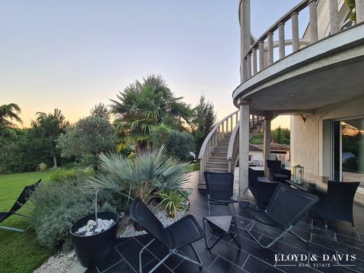 منزل ﻓﻲ Morsang-sur-Seine, Essonne