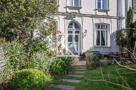 Luxus-Haus in Angers, Maine-et-Loire