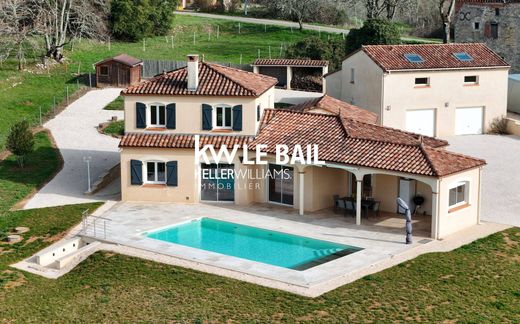 Luxury home in Nuzéjouls, Lot