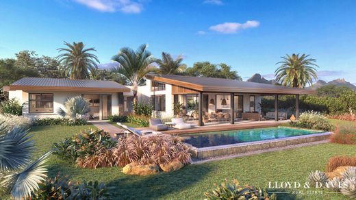 Luxury home in Tamarin, Black River District