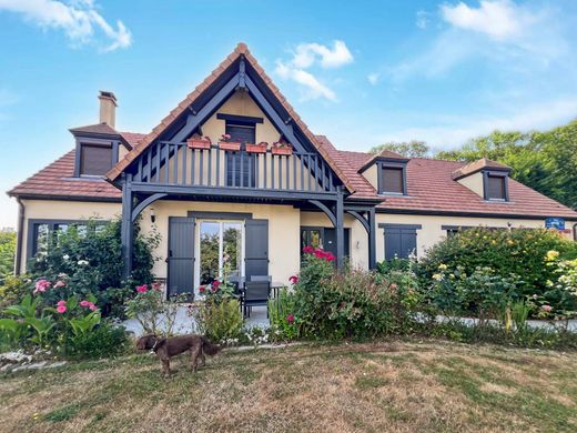 Luxury home in Bazoches-sur-Guyonne, Yvelines