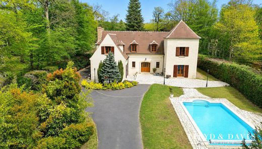 Luxury home in Chantilly, Oise