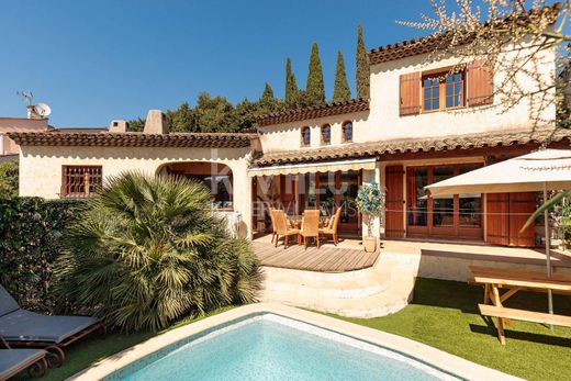 Casa de lujo en La Colle-sur-Loup, Alpes Marítimos