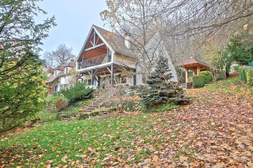 Luxus-Haus in Châteaufort, Yvelines