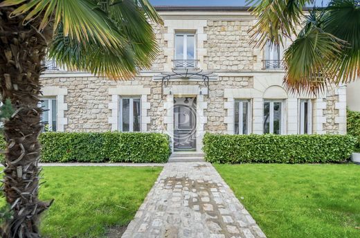 Luxury home in Villiers-Adam, Val d'Oise