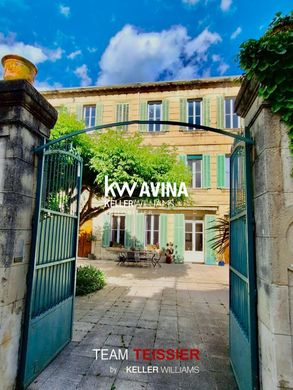 Luxury home in Salon-de-Provence, Bouches-du-Rhône