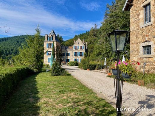 Zamek w Lamastre, Ardèche