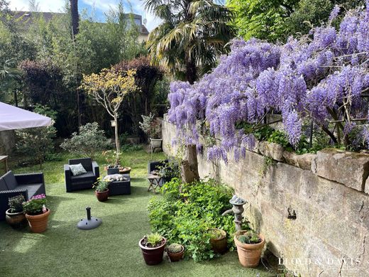Apartment in Bordeaux, Gironde
