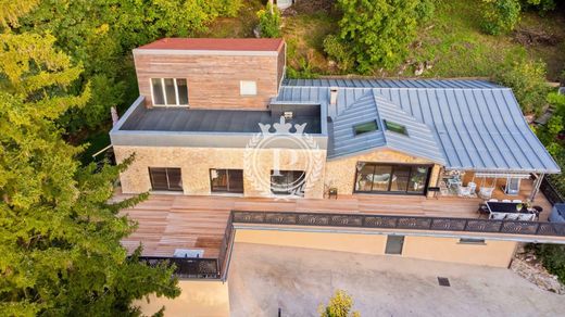 Luxury home in Chessy, Seine-et-Marne