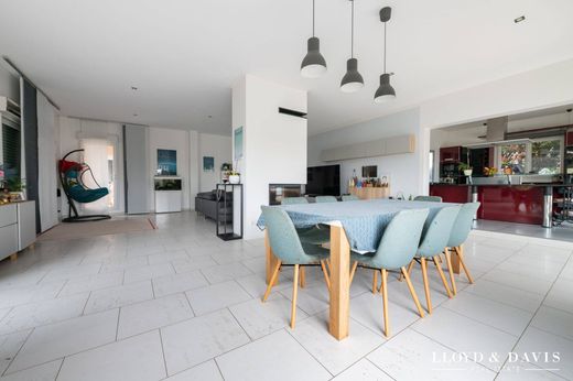 Maison de luxe à Saulx-les-Chartreux, Essonne