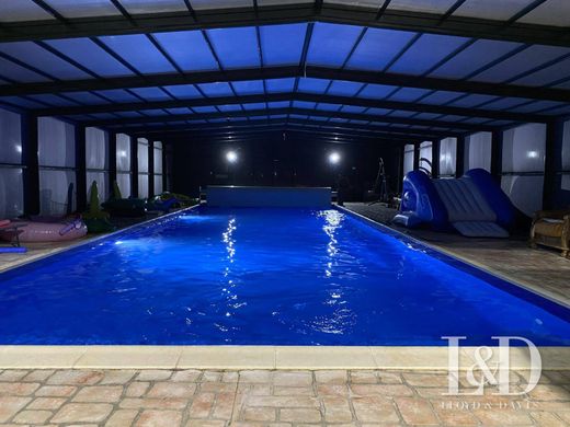 豪宅  Grandvilliers, Oise