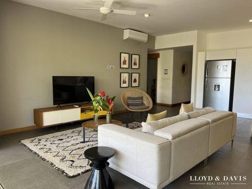 Apartment in Grand Gaube, Rivière du Rempart District