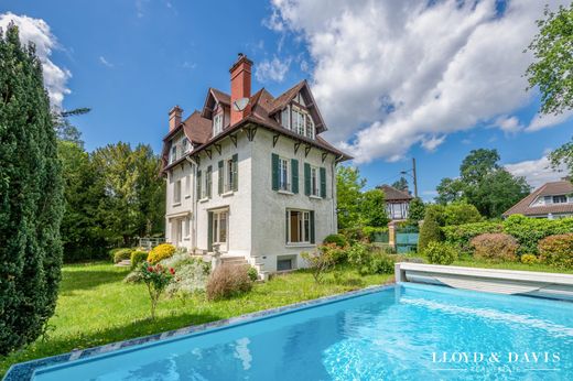 Luxury home in Vaucresson, Hauts-de-Seine