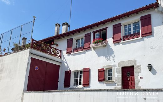 Элитный дом, La Bastide-Clairence, Pyrénées-Atlantiques