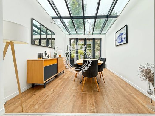 Luxus-Haus in Le Perreux-sur-Marne, Val-de-Marne