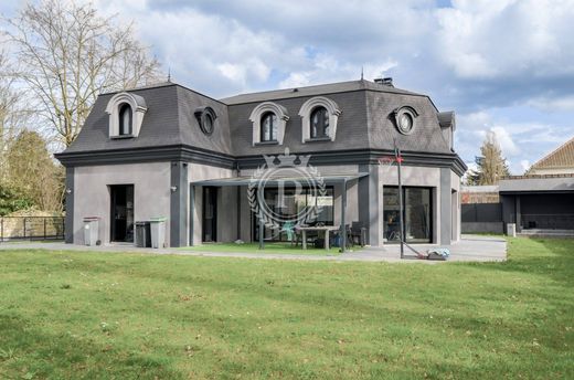 Casa de lujo en Beauchamp, Valle de Oise