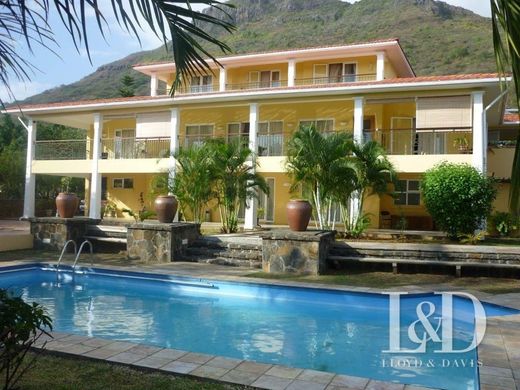 Luxe woning in Grande Rivière Noire, Black River District