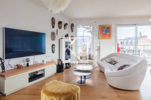 Apartment / Etagenwohnung in Le Mans, Sarthe