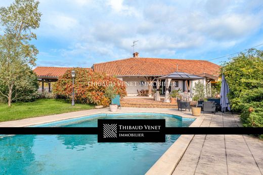 Luxury home in Bourg-en-Bresse, Ain