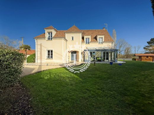Luxe woning in Rozay-en-Brie, Seine-et-Marne
