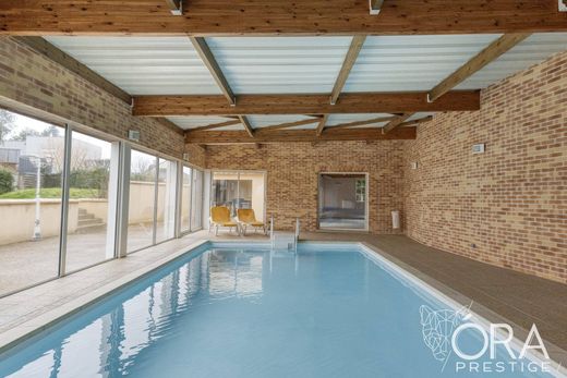 Luxury home in Saint-Lambert-du-Lattay, Maine-et-Loire