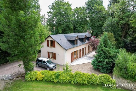 Maison de luxe à Saint-Maurice-Montcouronne, Essonne