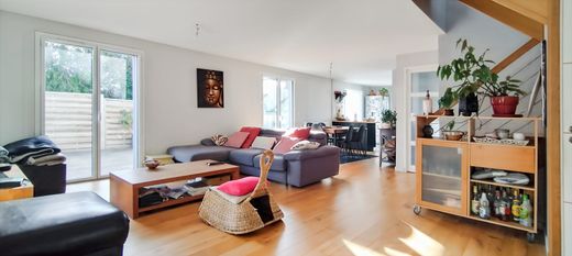 Luxury home in Argenteuil, Val d'Oise