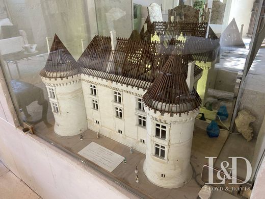 Château à Poitiers, Vienne