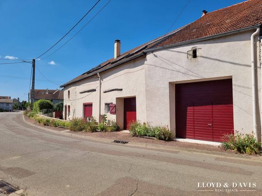 Luxury home in Pouilly-sur-Vingeanne, Cote d'Or