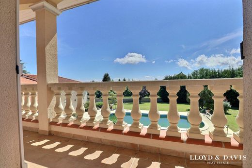 Luxury home in Saint-Jean-Soleymieux, Loire