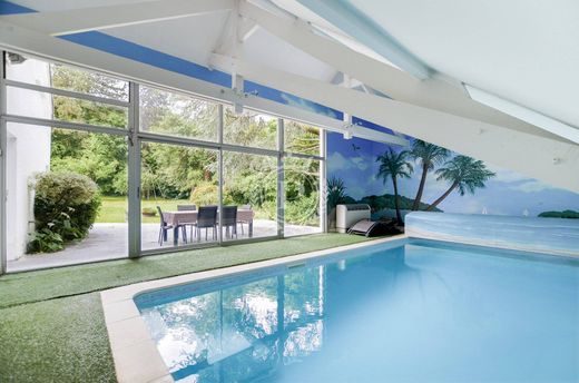 Luxury home in Piscop, Val d'Oise