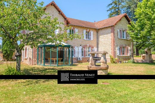 Luxury home in Mâcon, Saône-et-Loire