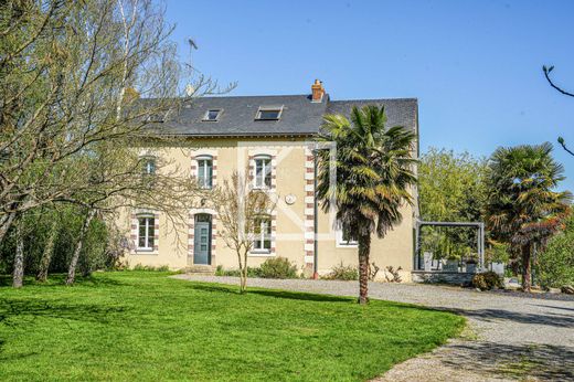 Luxury home in Château-Gontier, Mayenne
