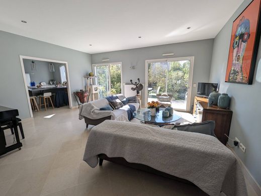 Casa de luxo - Vélizy-Villacoublay, Yvelines