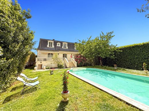 Lüks ev Le Plessis-Trévise, Val-de-Marne