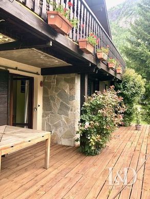 Luxury home in Les Deux Alpes, Isère