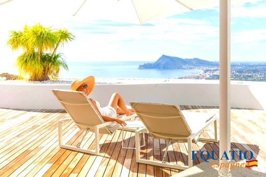 Apartment / Etagenwohnung in Altea, Alicante