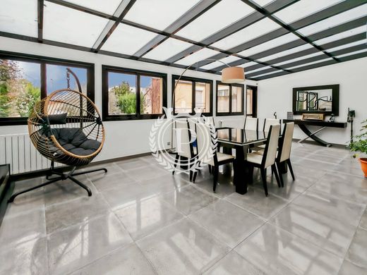 Элитный дом, Монтрей, Seine-Saint-Denis