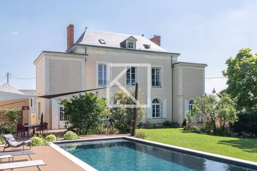 Luxus-Haus in Château-Gontier, Mayenne